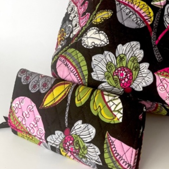 Vera Bradley Moon Bloom Shoulder Bag and Wallet - Picture 2 of 9